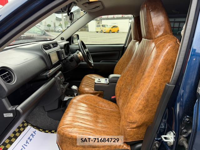 Toyota SUCCEED 2019-01 8817022-10