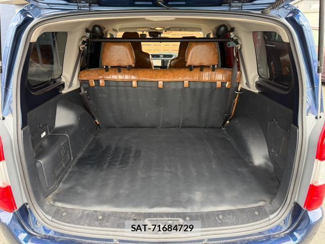 Toyota SUCCEED 2019-01 8817022-13