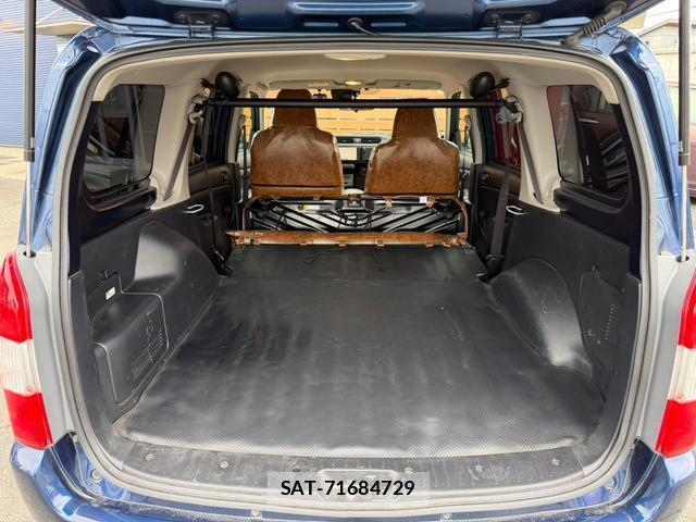 Toyota SUCCEED 2019-01 8817022-14