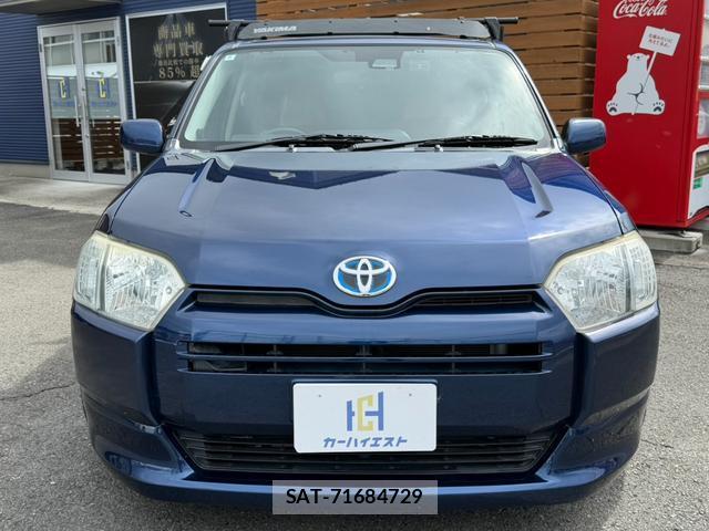 Toyota SUCCEED 2019-01 8817022-2