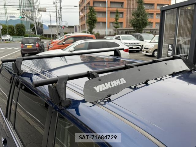 Toyota SUCCEED 2019-01 8817022-7