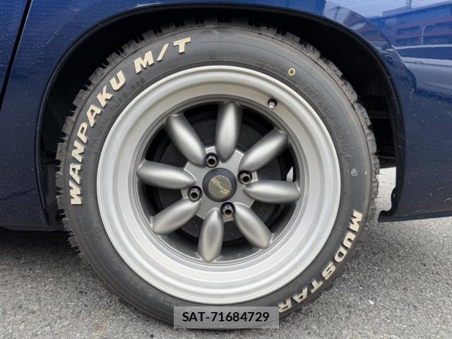 Toyota SUCCEED 2019-01 8817022-8
