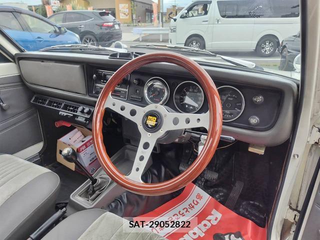 Nissan SUNNY TRUCK 1993-10 8817633-8