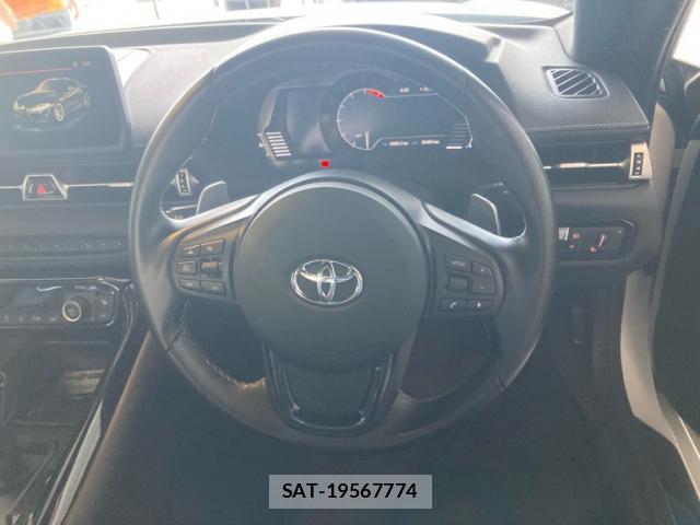 Toyota SUPRA 2021-10 8812416-15