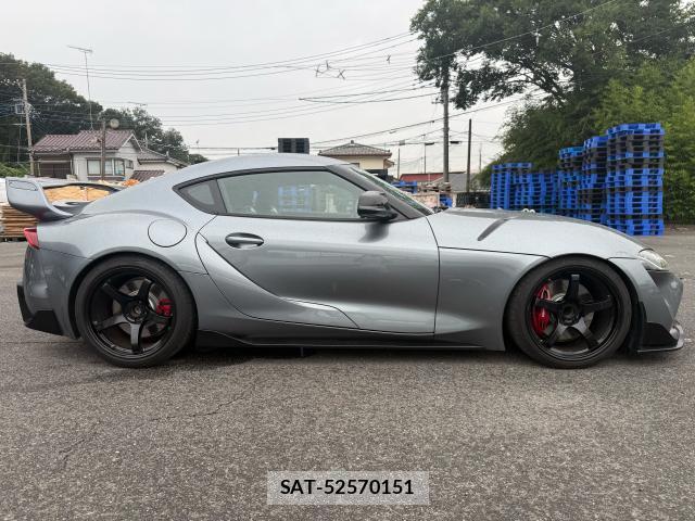 Toyota SUPRA 2020-03 8816502-3
