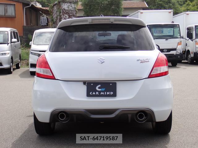 Suzuki SWIFT 2012-10 8812512-1