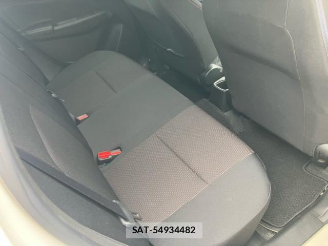Suzuki SWIFT 2020-12 8813109-11