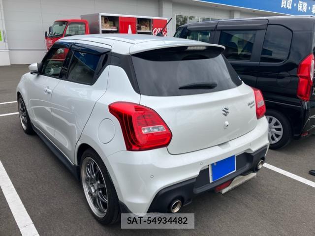 Suzuki SWIFT 2020-12 8813109-13