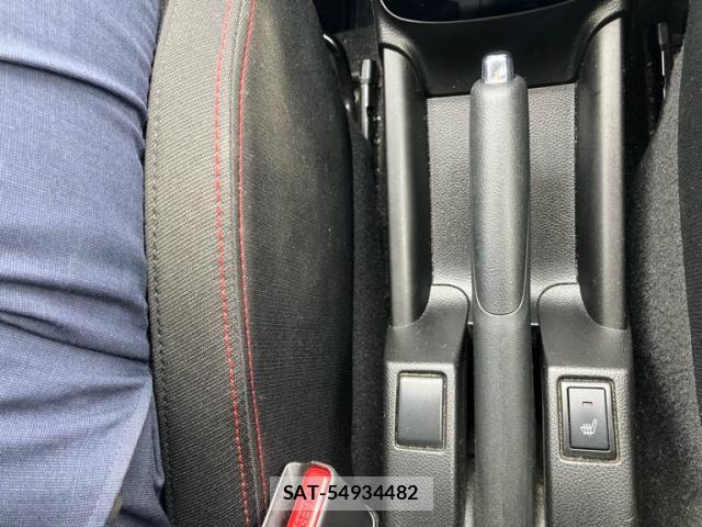 Suzuki SWIFT 2020-12 8813109-18