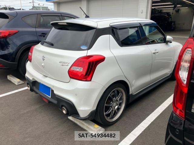 Suzuki SWIFT 2020-12 8813109-2