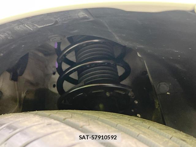 Suzuki SWIFT 2023-08 8813984-19