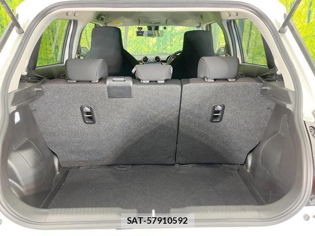 Suzuki SWIFT 2023-08 8813984-9