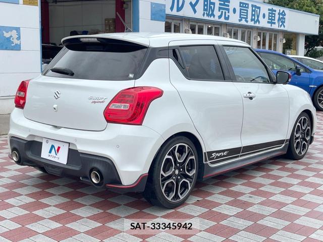 Suzuki SWIFT 2021-11 8814379-16