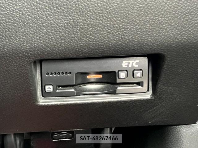 Suzuki SWIFT 2017-11 8815815-9