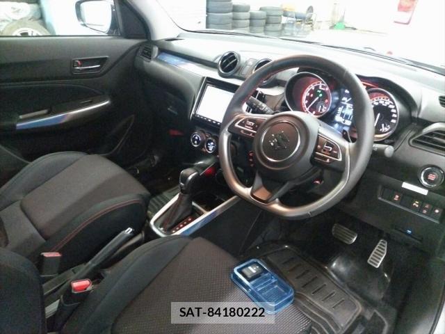 Suzuki SWIFT 2025-09 8816146-2