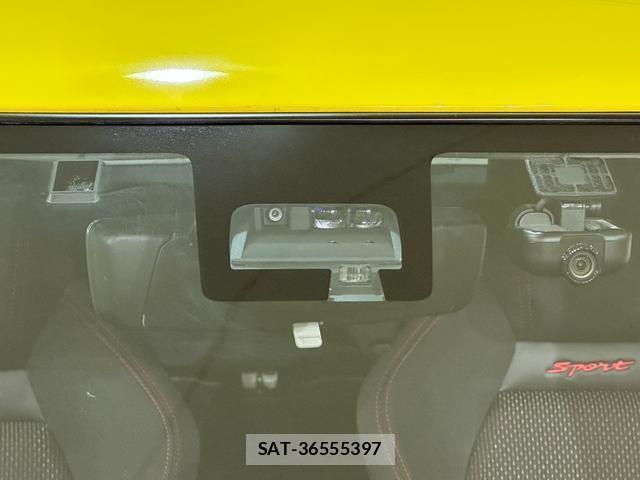 Suzuki SWIFT 2018-10 8817097-19