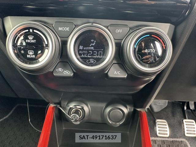 Suzuki SWIFT 2018-04 8817798-11