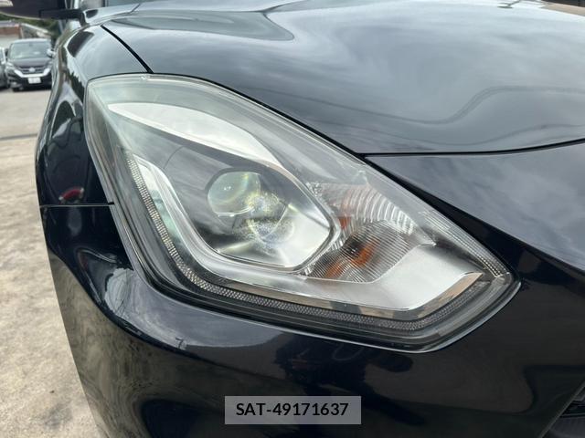 Suzuki SWIFT 2018-04 8817798-16