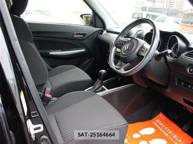 Suzuki SWIFT 2019-04 8812032-16