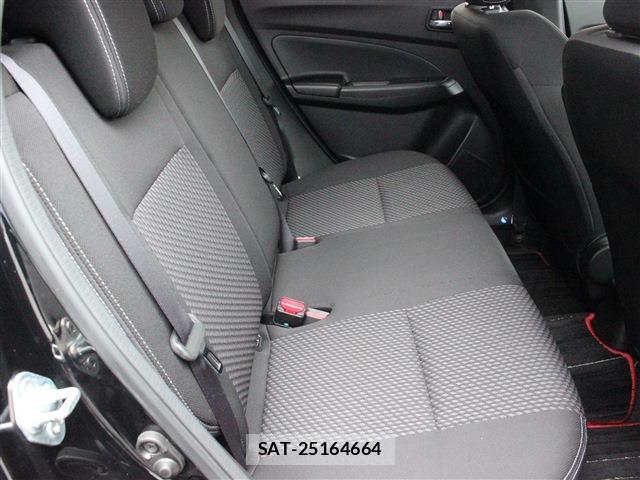 Suzuki SWIFT 2019-04 8812032-19