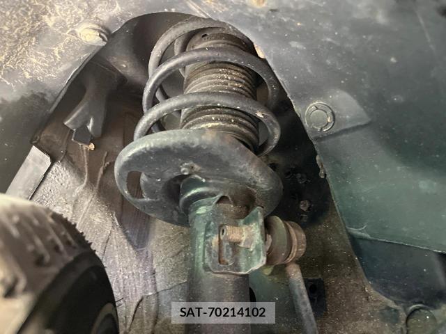 Suzuki SWIFT 2022-02 8812756-19