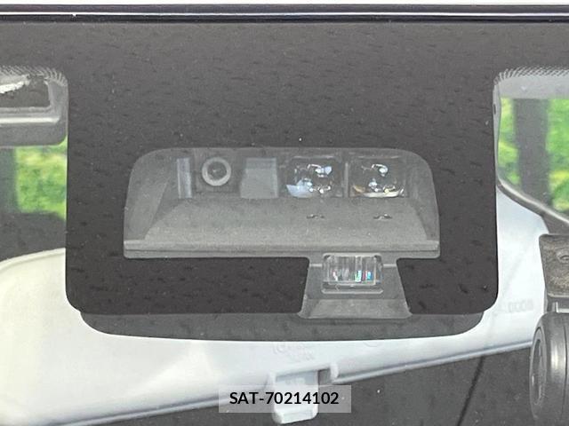 Suzuki SWIFT 2022-02 8812756-4