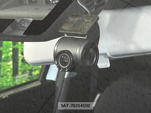 Suzuki SWIFT 2022-02 8812756-6