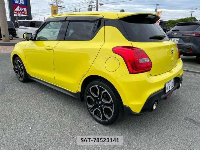 Suzuki SWIFT 2018-03 8813096-1