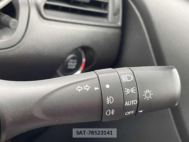 Suzuki SWIFT 2018-03 8813096-18