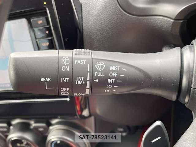 Suzuki SWIFT 2018-03 8813096-6