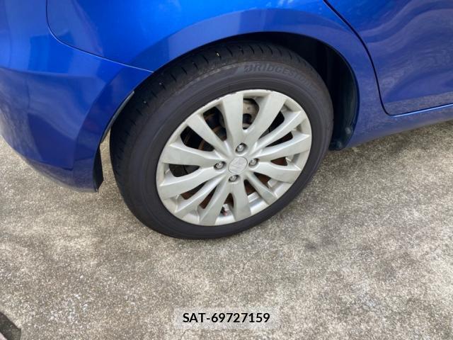 Suzuki SWIFT 2013-03 8813384-3