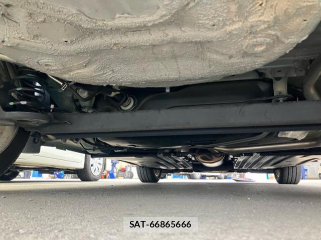 Suzuki SWIFT 2019-10 8813474-17