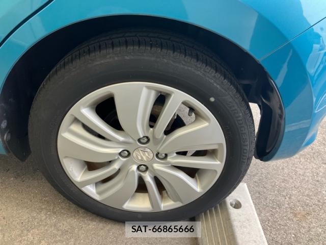 Suzuki SWIFT 2019-10 8813474-5