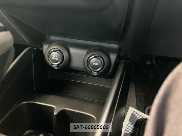 Suzuki SWIFT 2019-10 8813474-9
