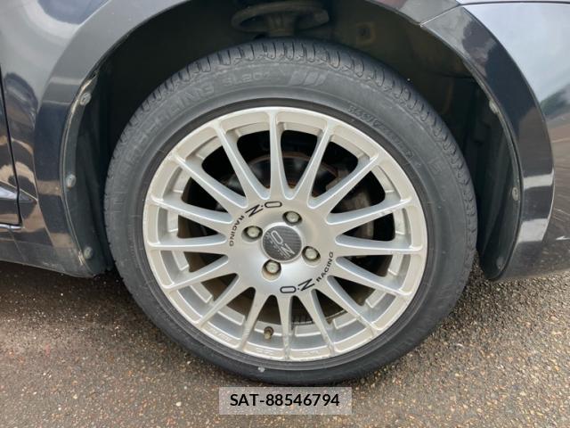 Suzuki SWIFT 2006-12 8813475-12