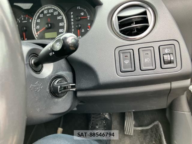 Suzuki SWIFT 2006-12 8813475-15
