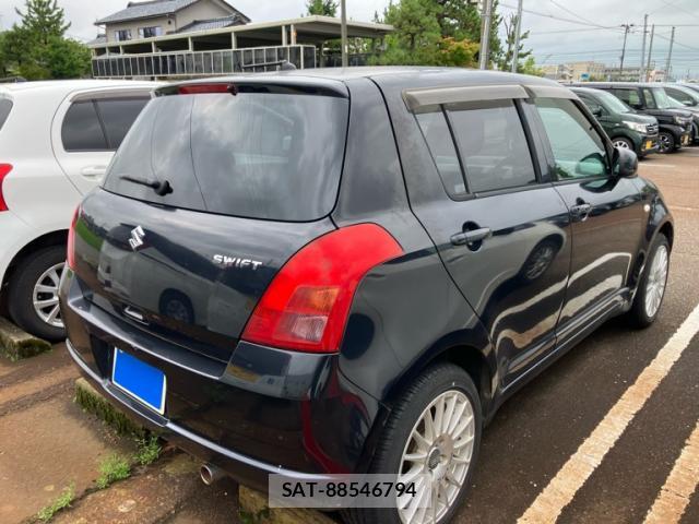 Suzuki SWIFT 2006-12 8813475-2