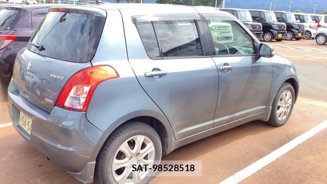 Suzuki SWIFT 2010-03 8813735-13