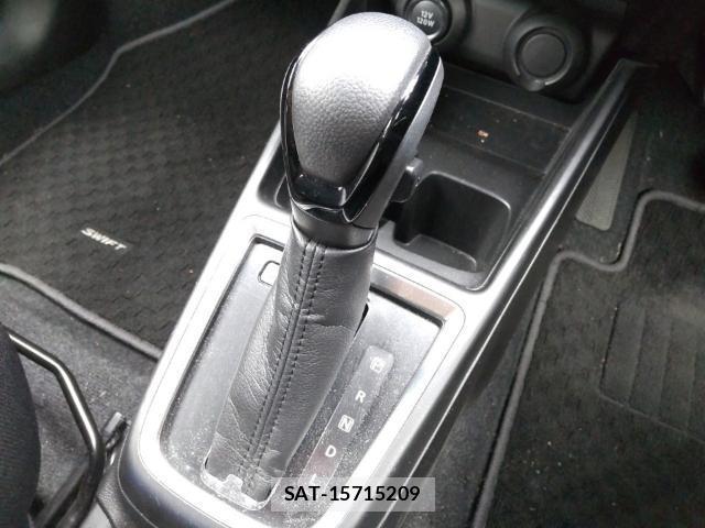 Suzuki SWIFT 2021-08 8815312-11