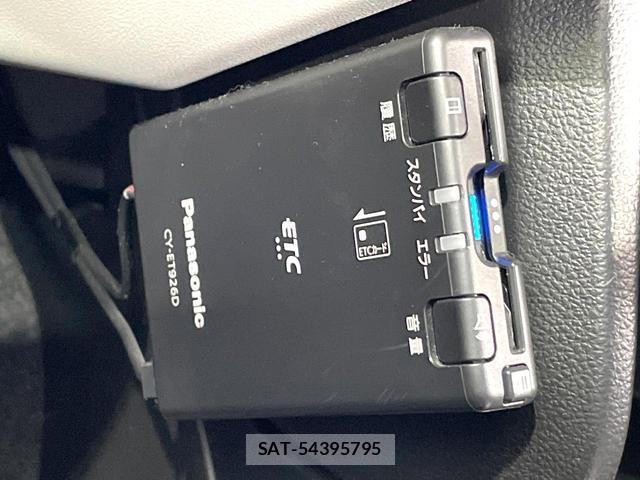 Suzuki SWIFT 2024-08 8817238-5