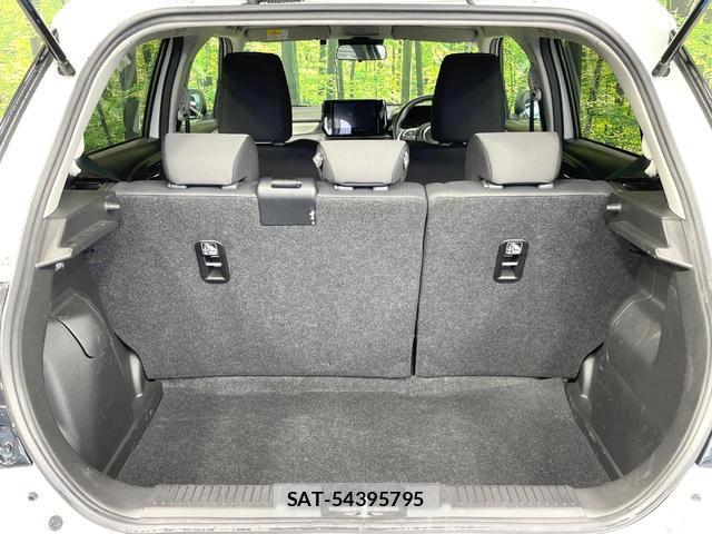 Suzuki SWIFT 2024-08 8817238-9