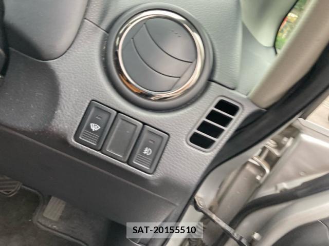 Suzuki SX4 2009-06 8813758-5