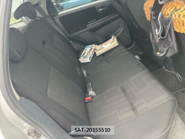 Suzuki SX4 2009-06 8813758-9