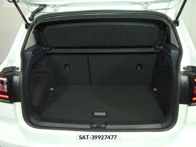 VolksWagen T-CROSS 2024-04 8812509-19