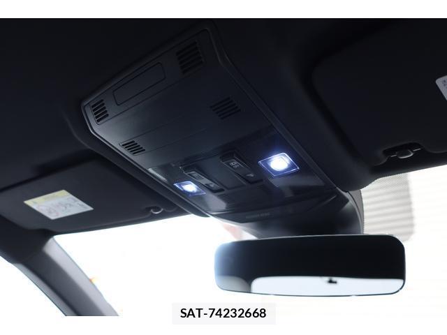VolksWagen T-ROC 2021-10 8812105-1