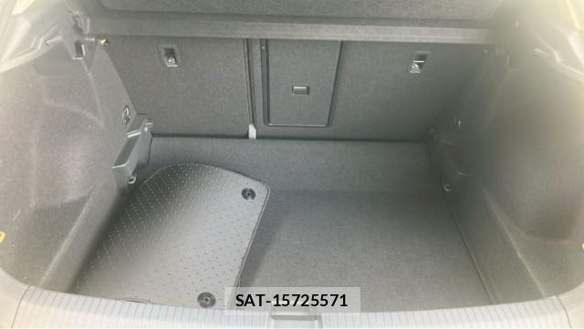 VolksWagen T-ROC 2022-03 8815459-17