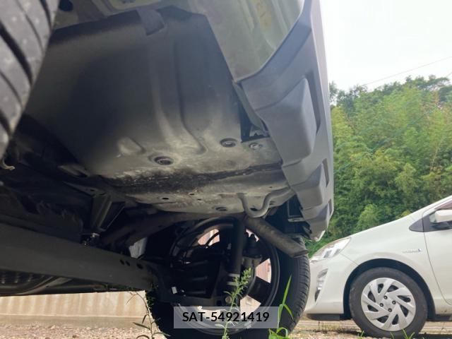Daihatsu TAFT 2020-07 8813269-3