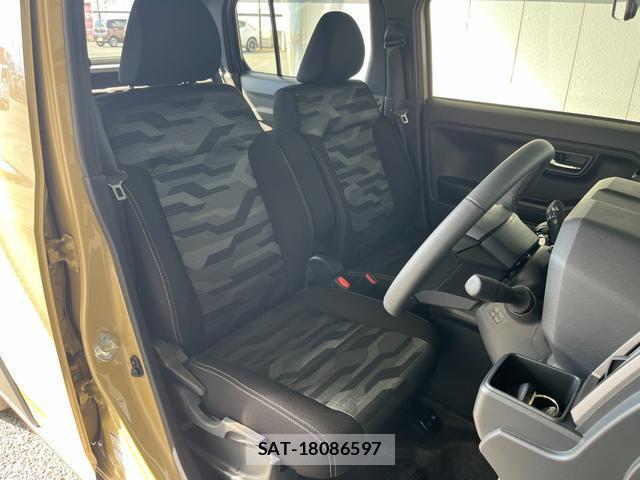 Daihatsu TAFT 2025-04 8814267-6