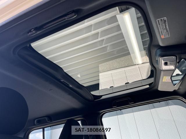 Daihatsu TAFT 2025-04 8814267-7