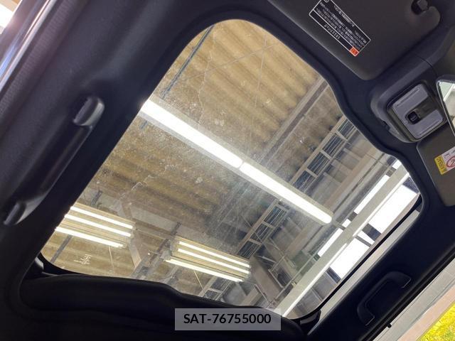 Daihatsu TAFT 2021-12 8815083-4